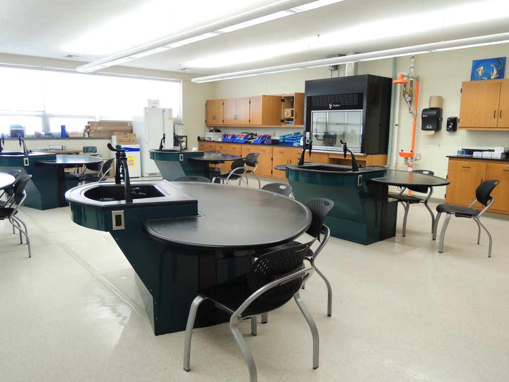 Chemistry Room #2_Montachusett Reg. VoTech (MA) (4)