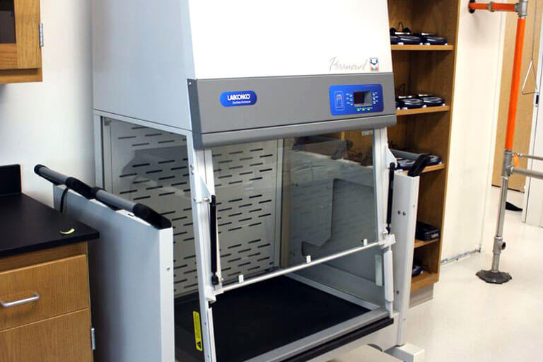 Ductless Fume Hoods for Educational Labs