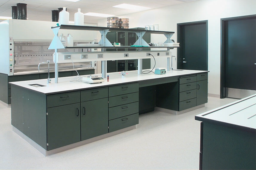 Fixed Lab Bench in a Commercial Lab