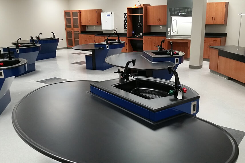 Axis Workstation for an Educational Lab